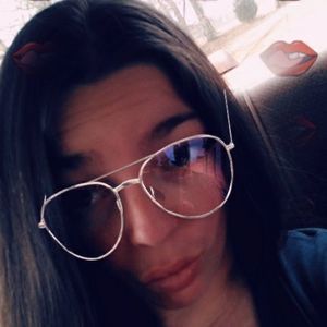 Meet your Posher, Justine